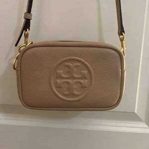 Tory Burch Perry Bombe Mini Bag
